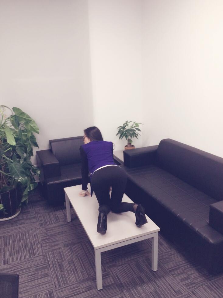 新嫩的大屁股，是多少男人夢寐以求的玩物
