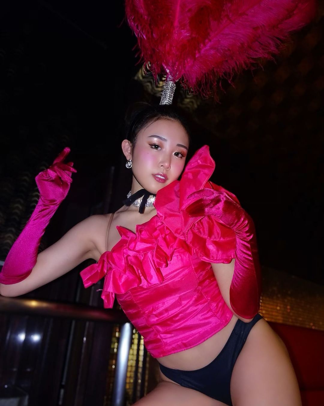 風情萬種的島國妹子格外迷人
