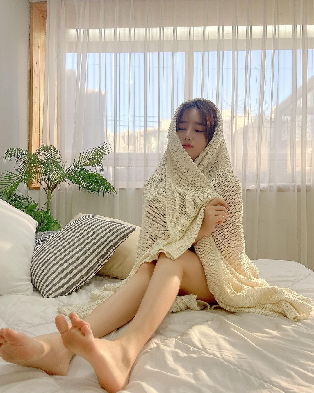 清純可人的蜜蜂腰女朋友