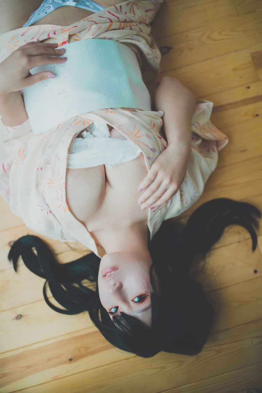 巨乳和服小姐姐