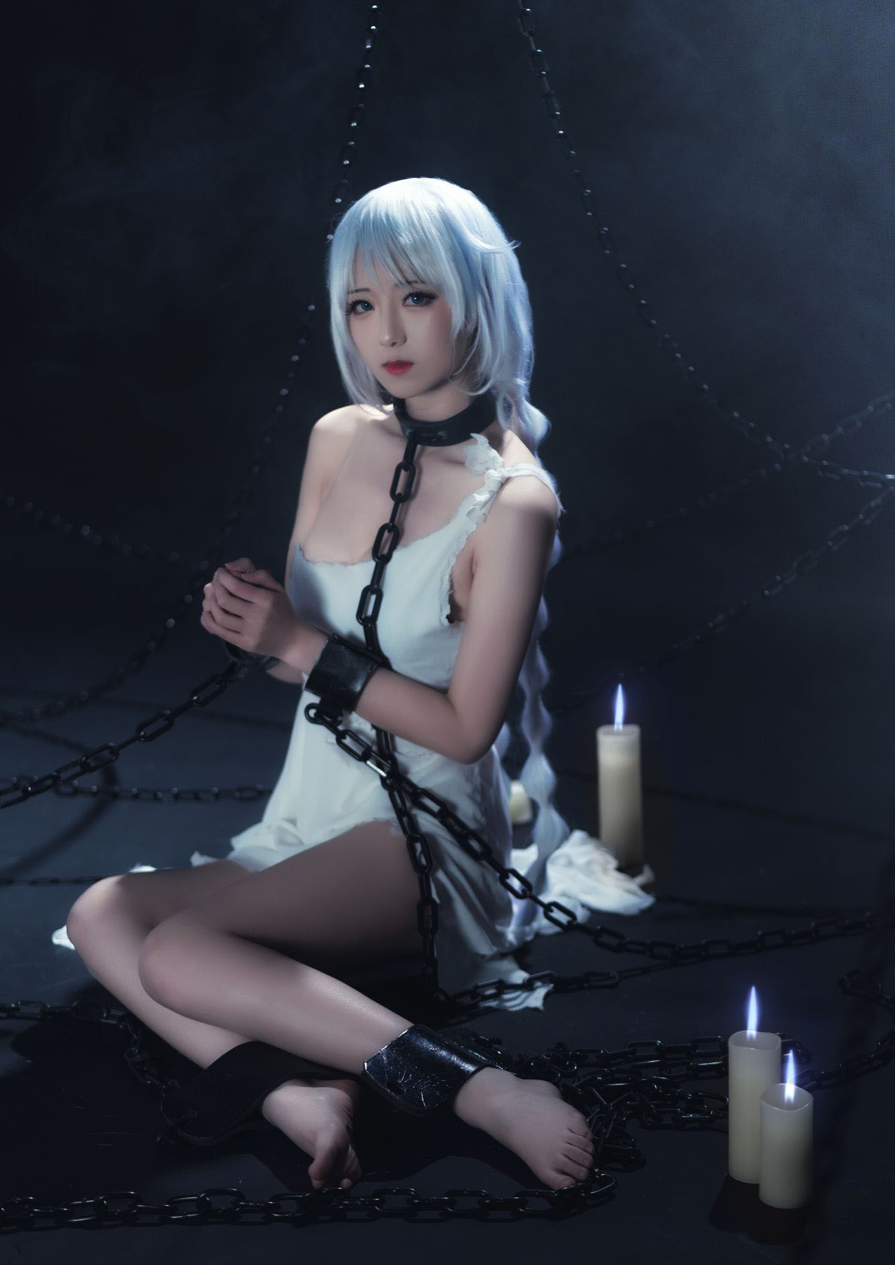 美女戰(zhàn)士與階下囚? 鐵板燒鬼舞w 斯卡蒂