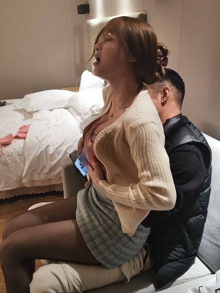 露臉的騷女們 第一期