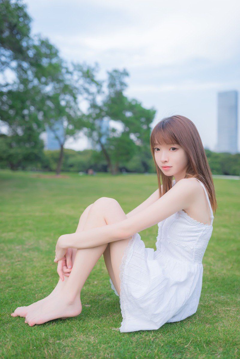 美腳玉足惹人憐 口含把玩欲還休 第三期