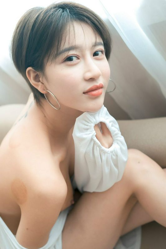 顏值身材不錯的美女