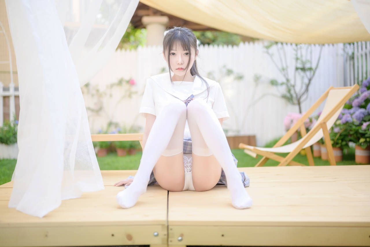 白絲小姐姐寫真