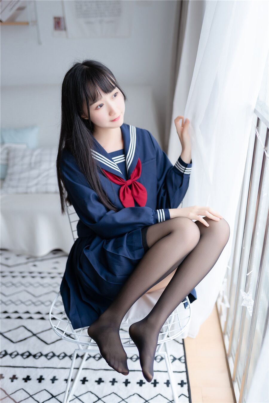 水手裝黑絲小姐姐寫真