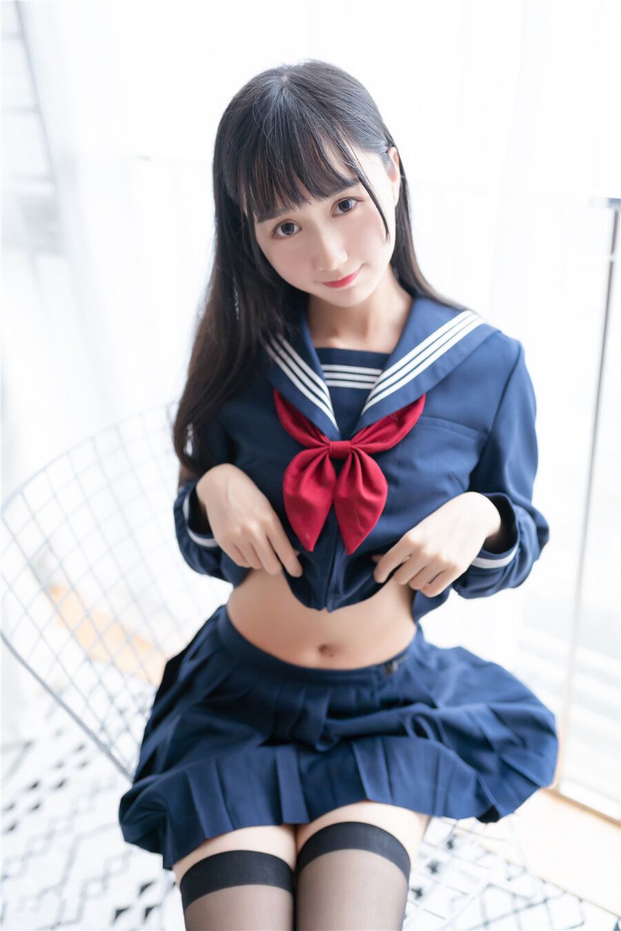 水手裝黑絲小姐姐寫真