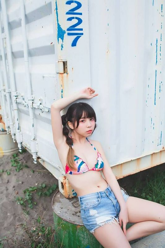 Tiny微小的妳絕對(duì)蘿莉美少女