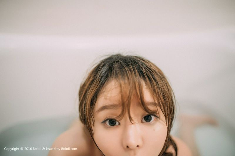 醉酒の人妻柳侑綺