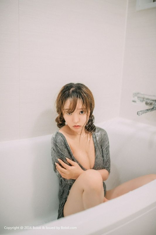 醉酒の人妻柳侑綺