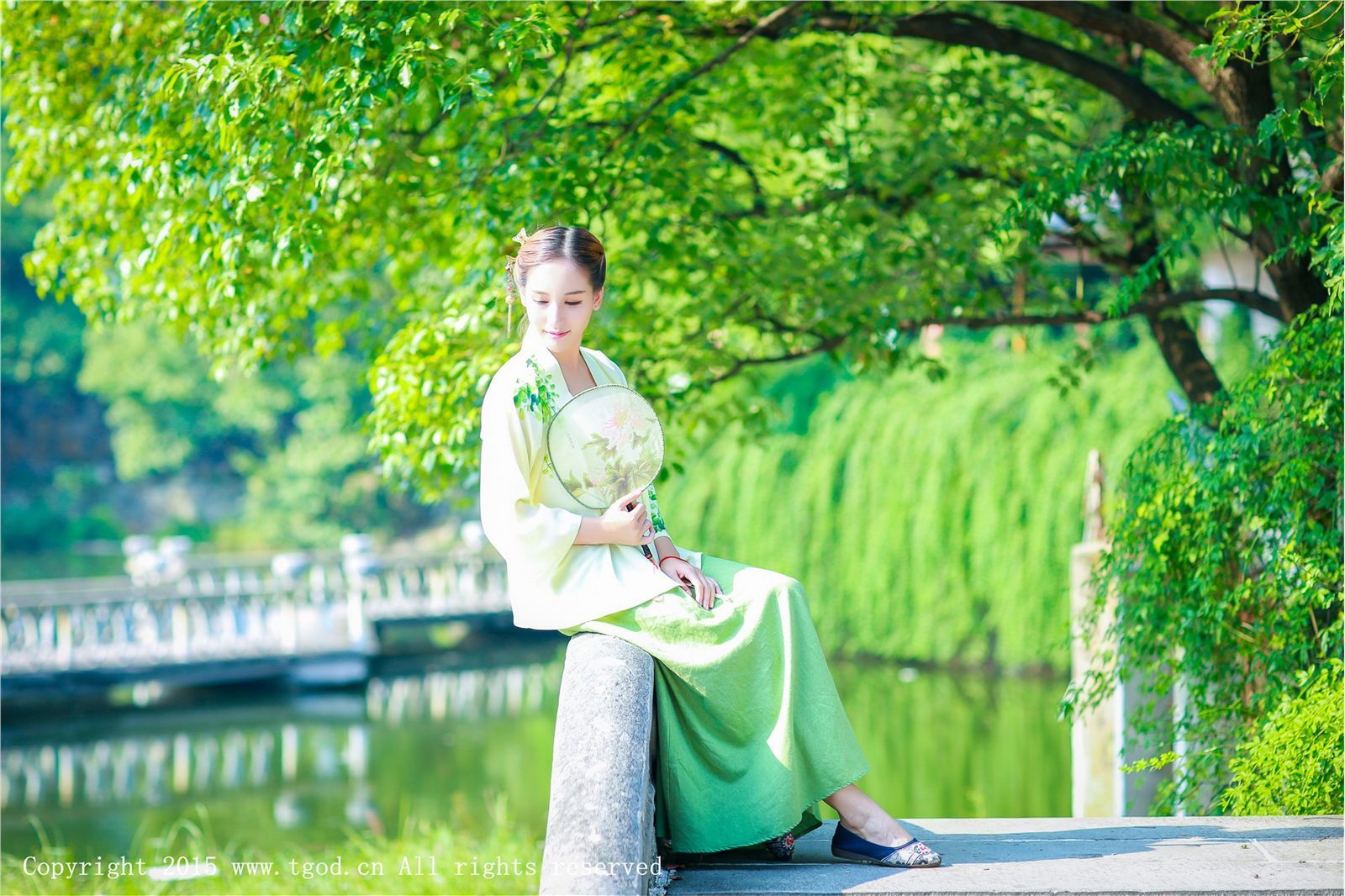 清新漢服之艾希女神