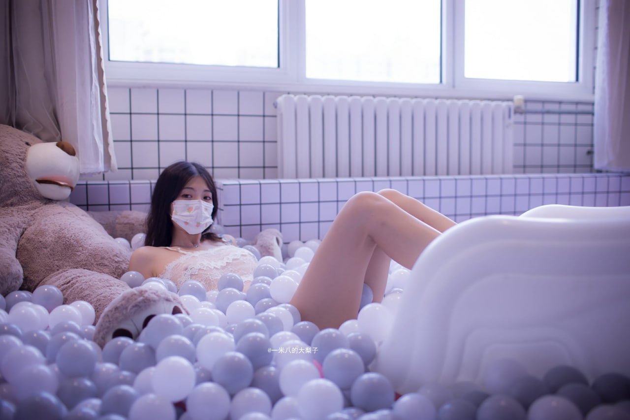 一米八的大梨子-旗袍淫紋+洗澡