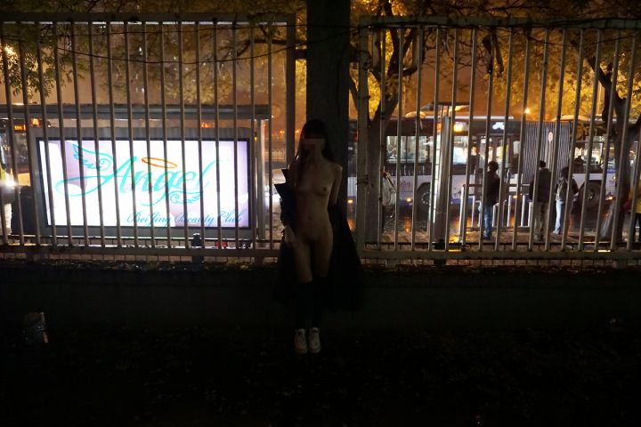 騷浪小姐姐大膽戶外露出系列