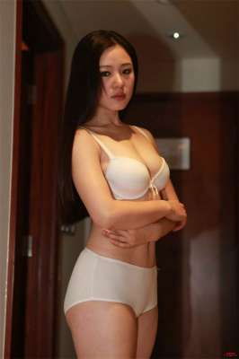 極品少婦謝文私拍套圖