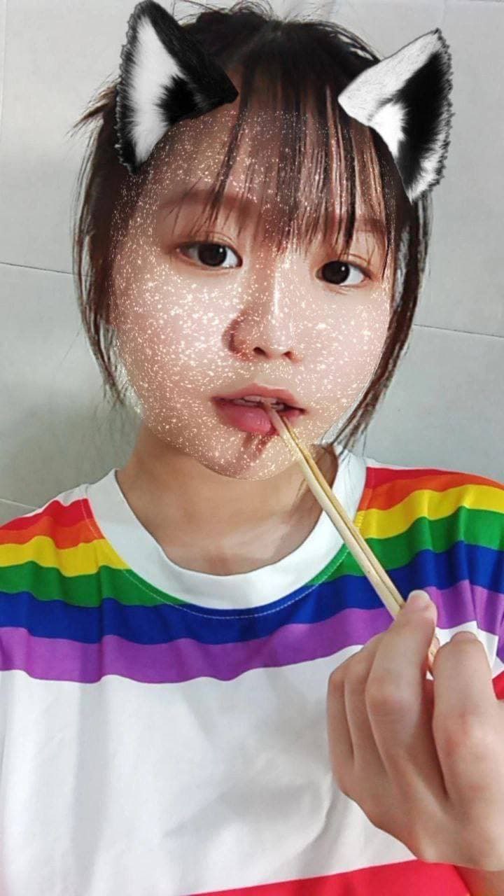 露臉美女1 7月24日更新