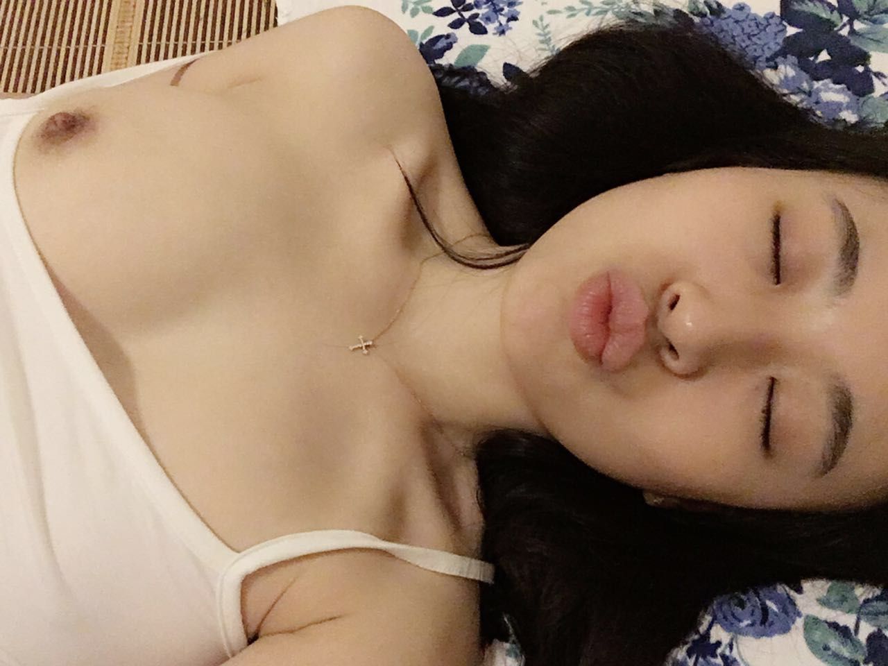 露臉美女2 7月24日更新