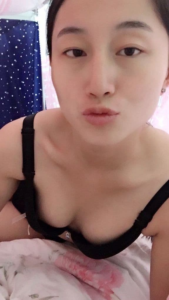 大家都喜歡的反差婊