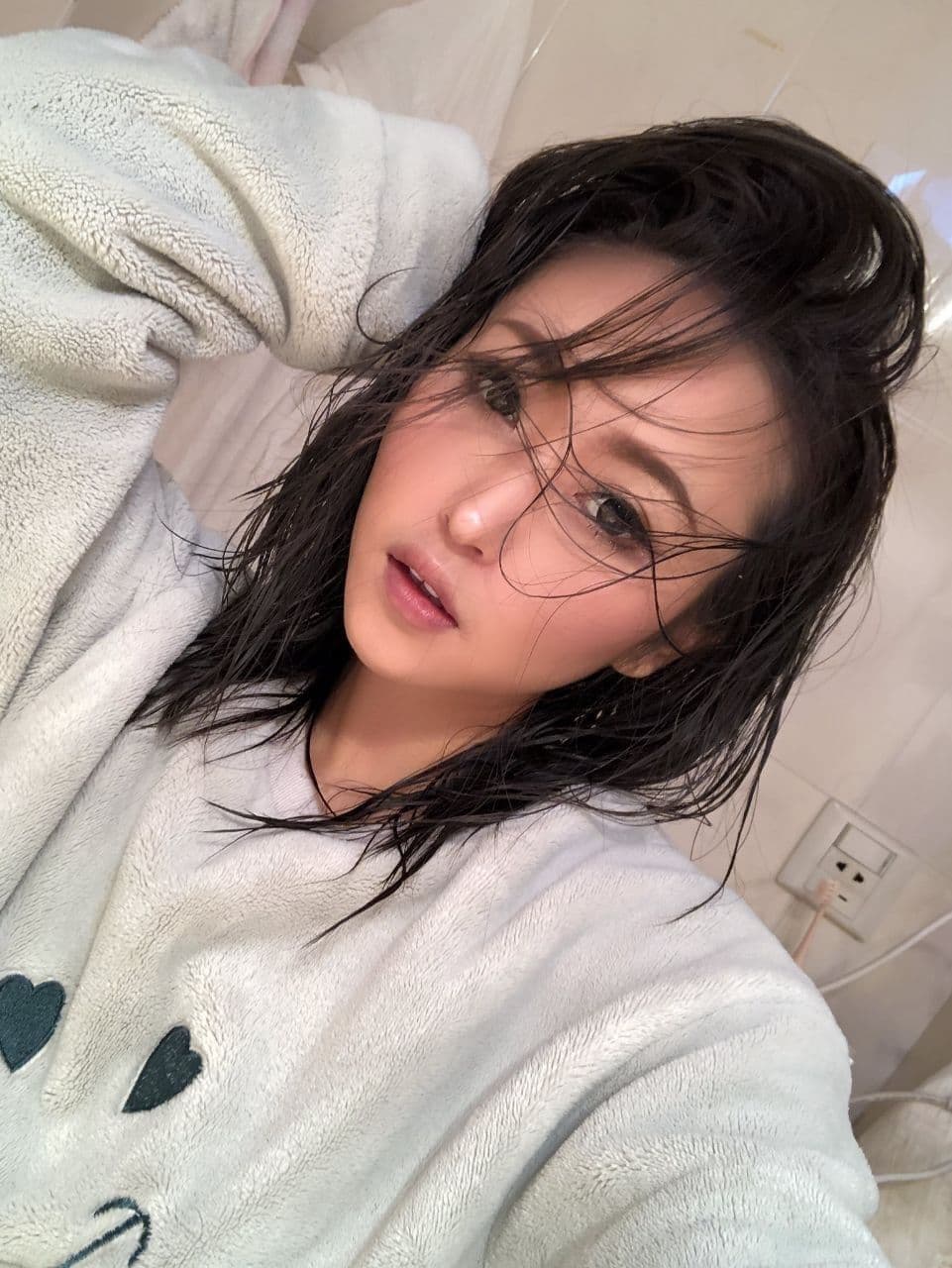 大家都喜歡的反差婊