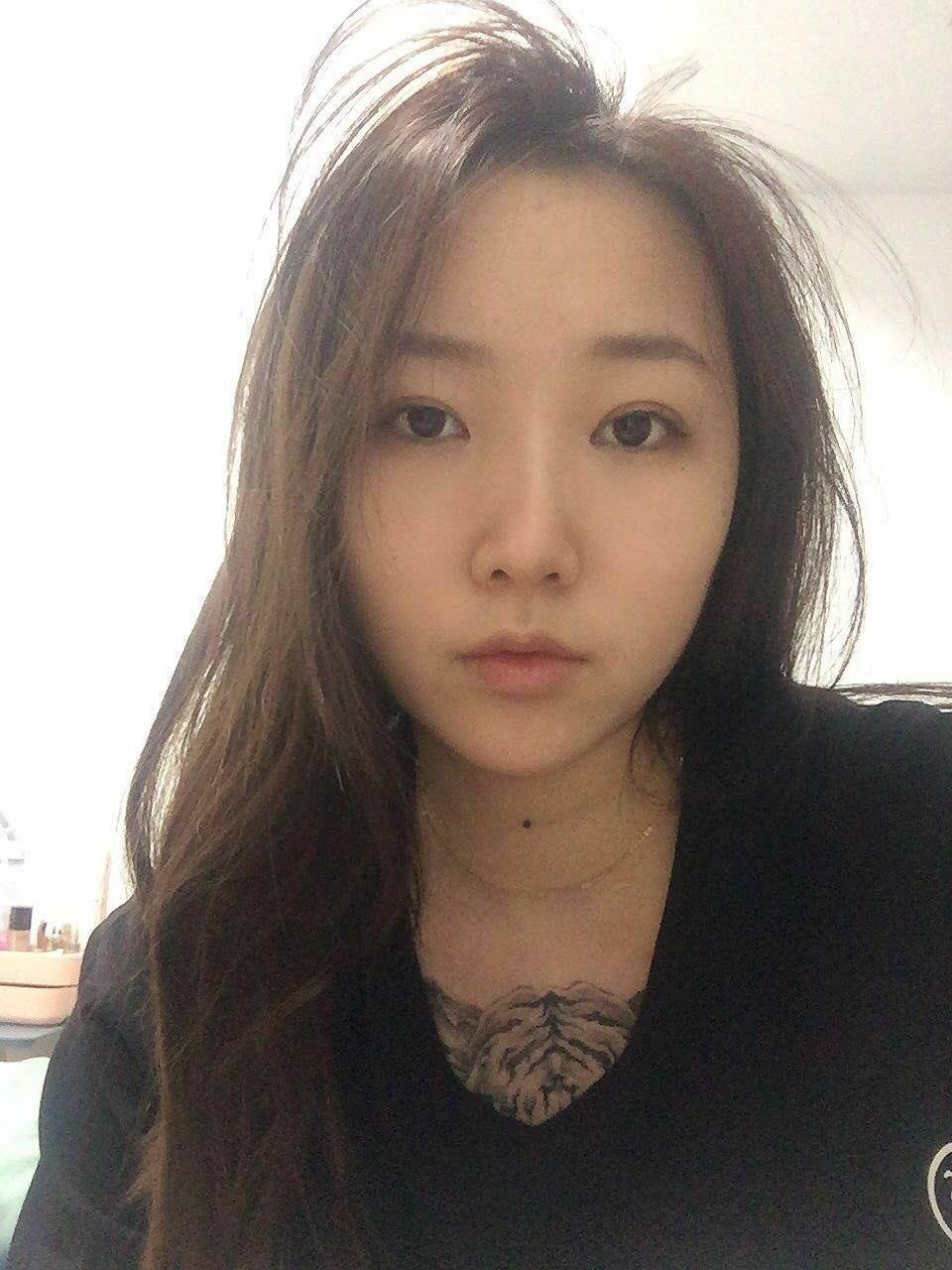 072901 露臉美女