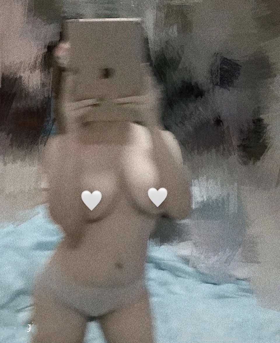 小麗整容了還挺好看這無處安放的大奶子上集