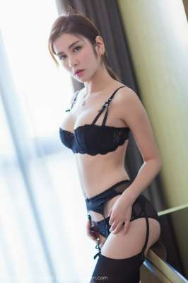 淫婦勾引年輕家教~被肏得浪啼_0