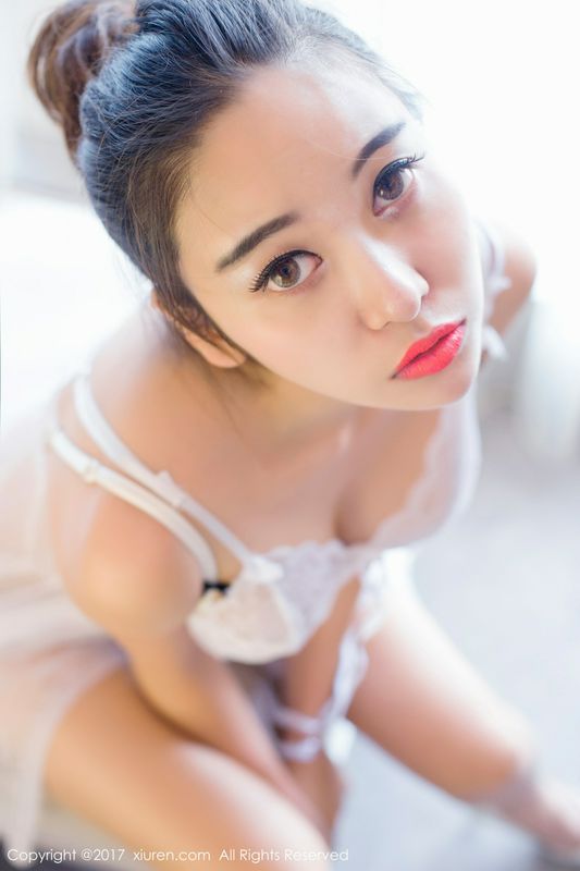 愛喝牛奶的姊姊