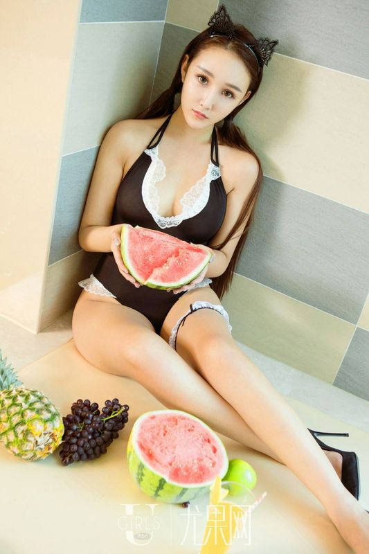 女警沉淪之夜鶯俱樂部16章