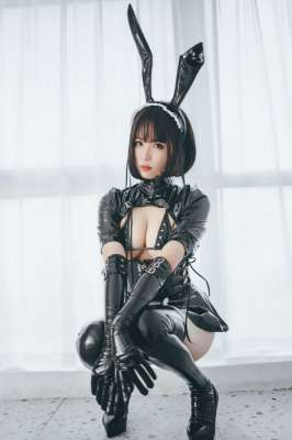 [近期更新]美麗妻子的好同學