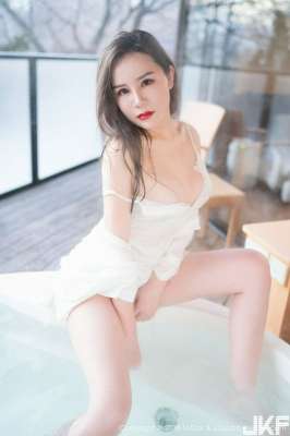 [近期更新]我那美麗妻子的好同學極品_0