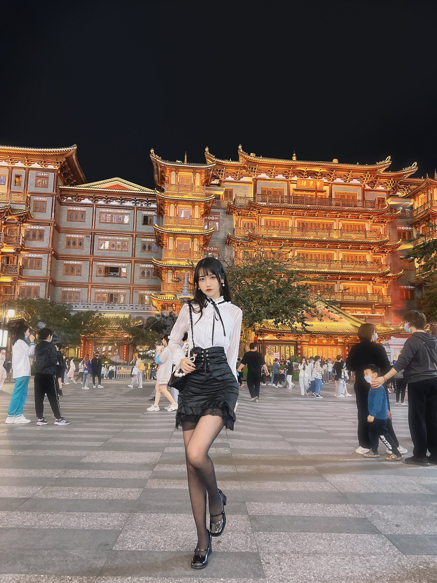 絲襪美腿又來了擼吧