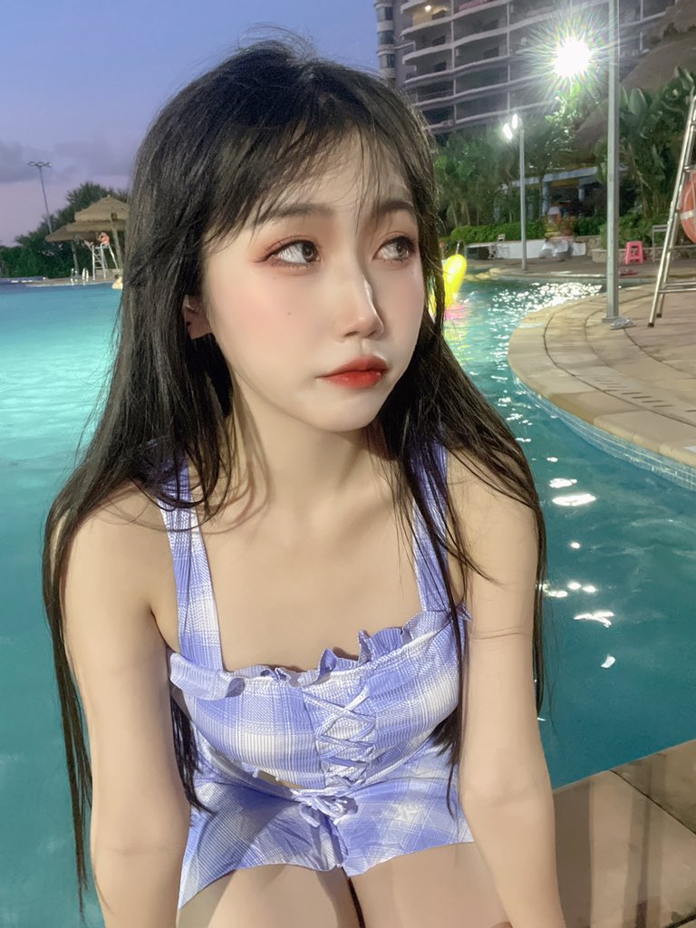絲襪美腿又來了擼吧