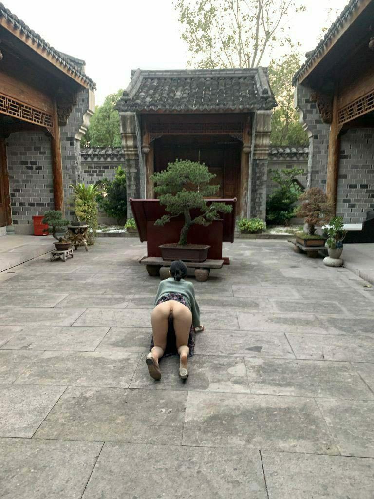今天的主題是露出來 一