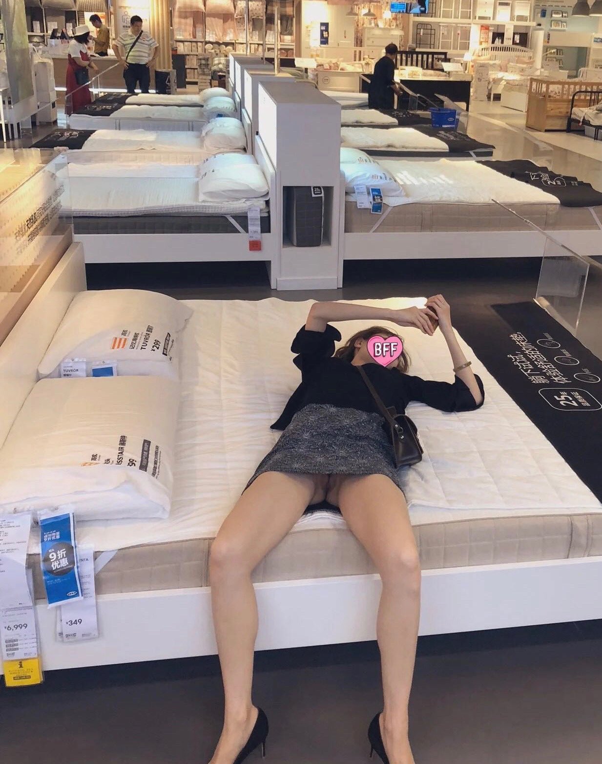 今天的主題是露出來 一