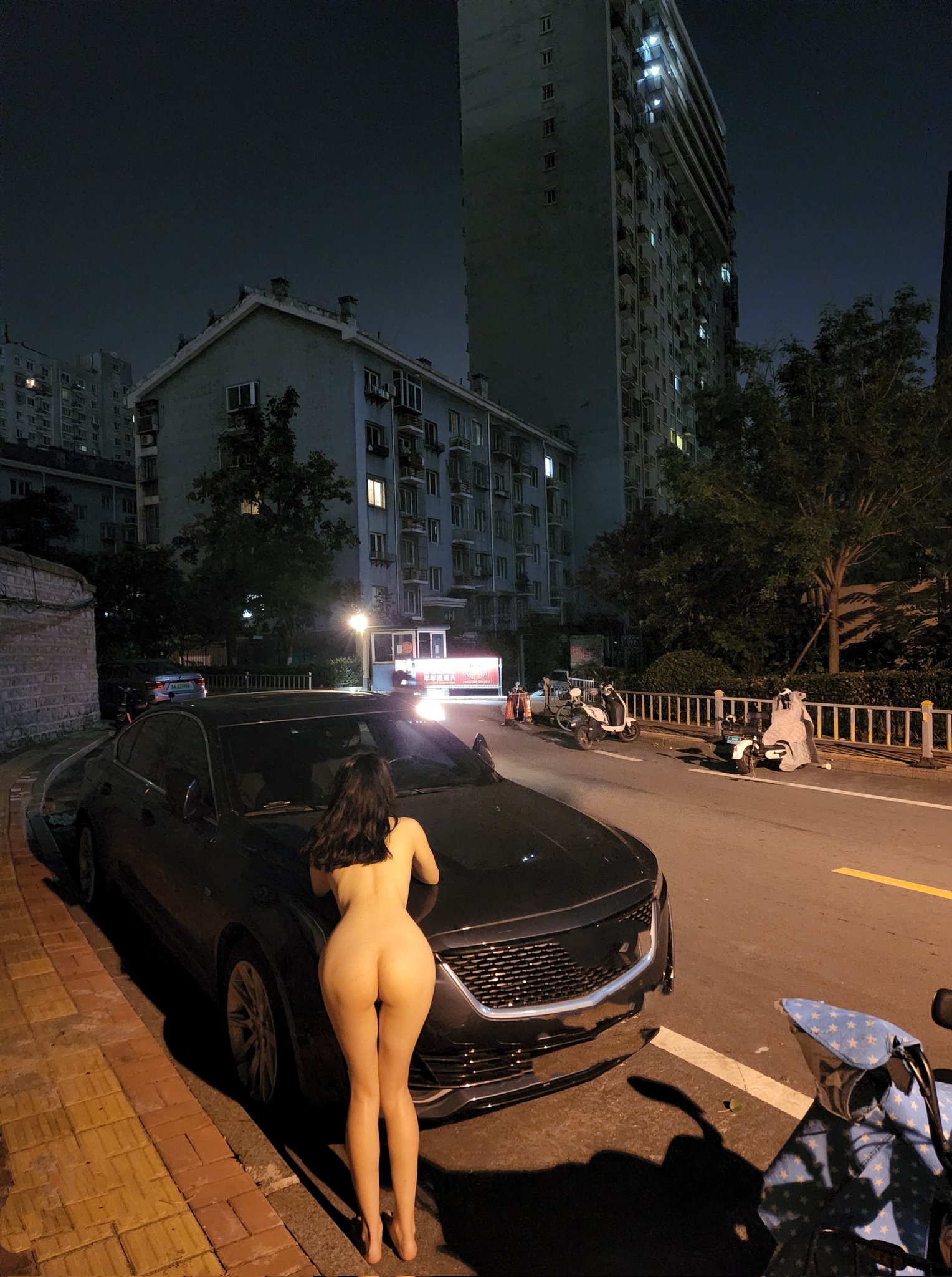 今天的主題是露出來 二