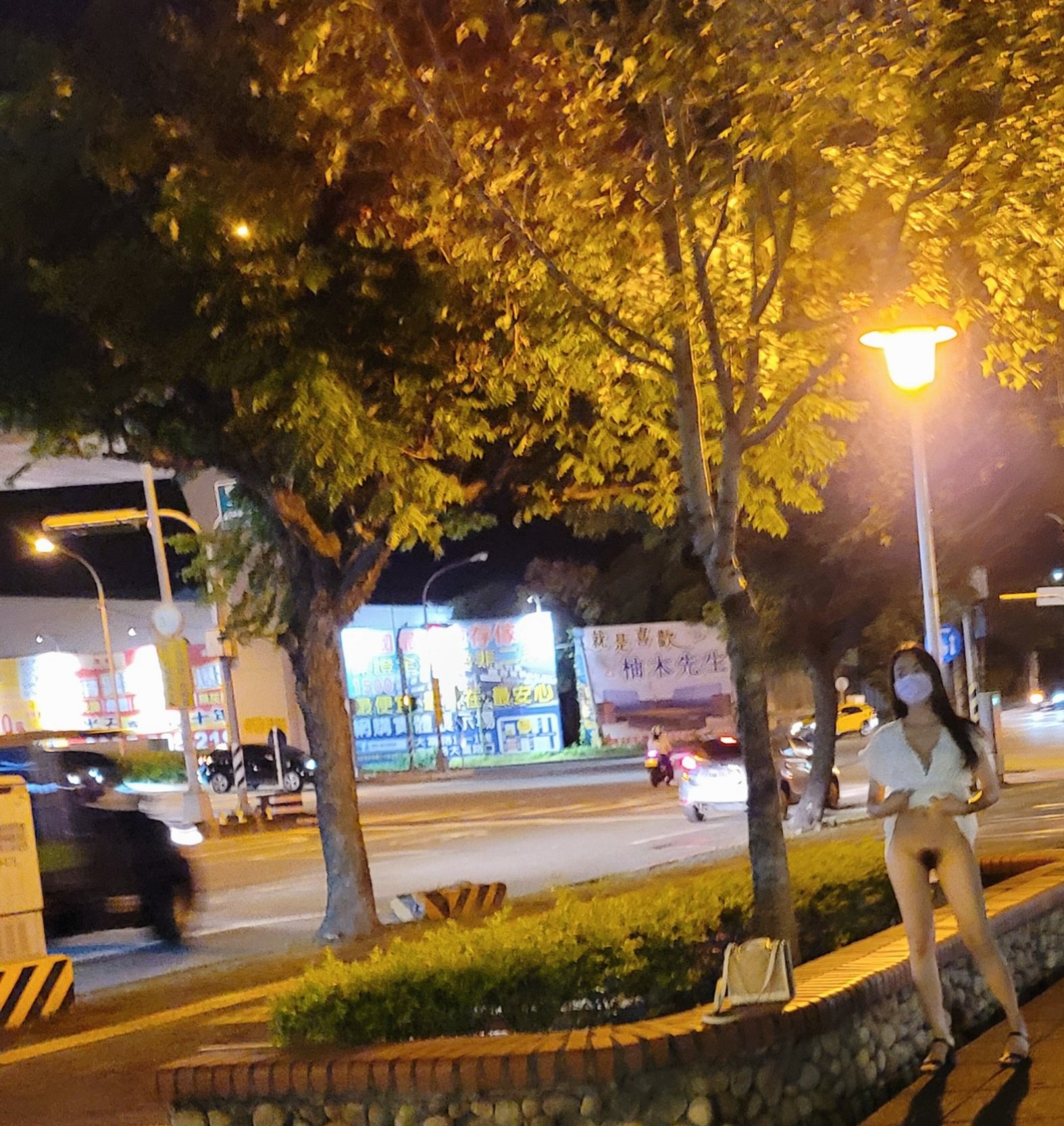 今天的主題是露出來 二