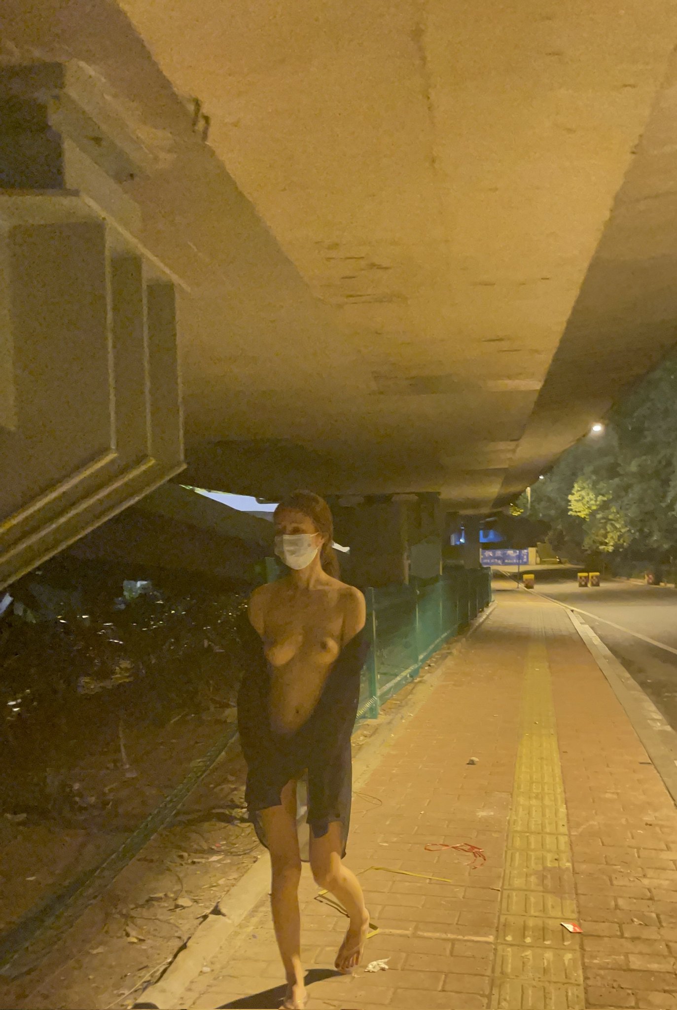 今天的主題是露出來 二