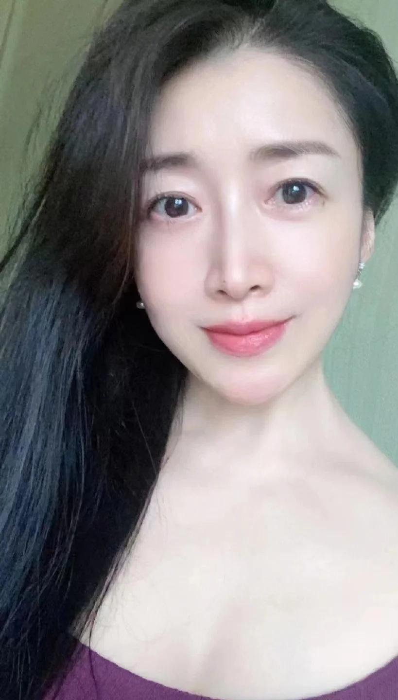 四十一歲白天鵝，老蚌生珠如少女