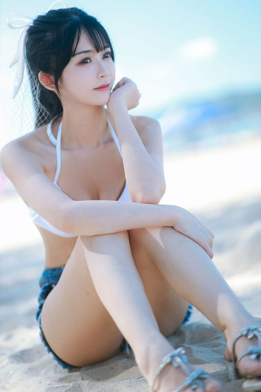 鰻魚霏兒海邊