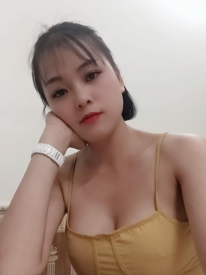 情人不吃窩邊草，干過騷逼都說好