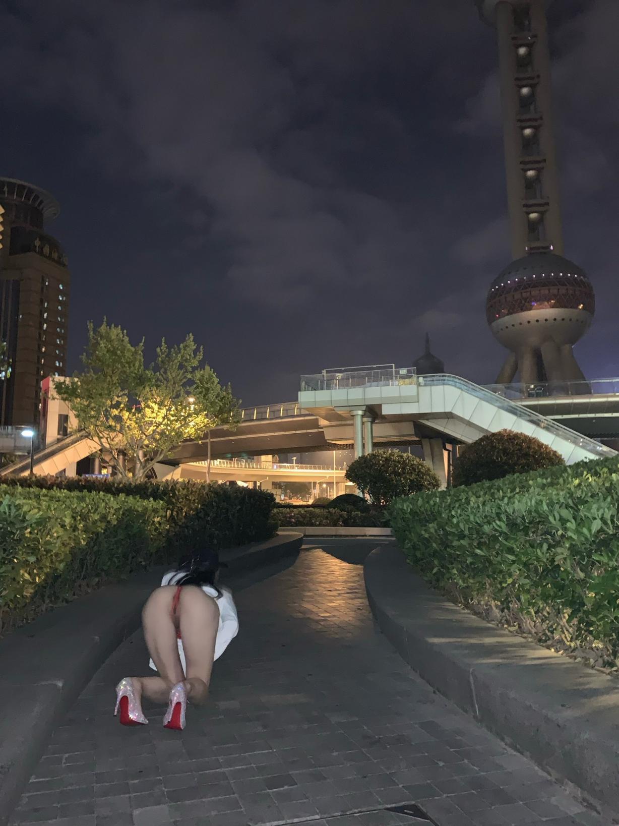 小時候的夢想就是養(yǎng)只小狗，長大后終于實現(xiàn)了。