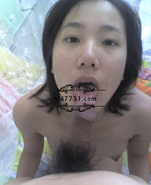 露臉反差的妹子