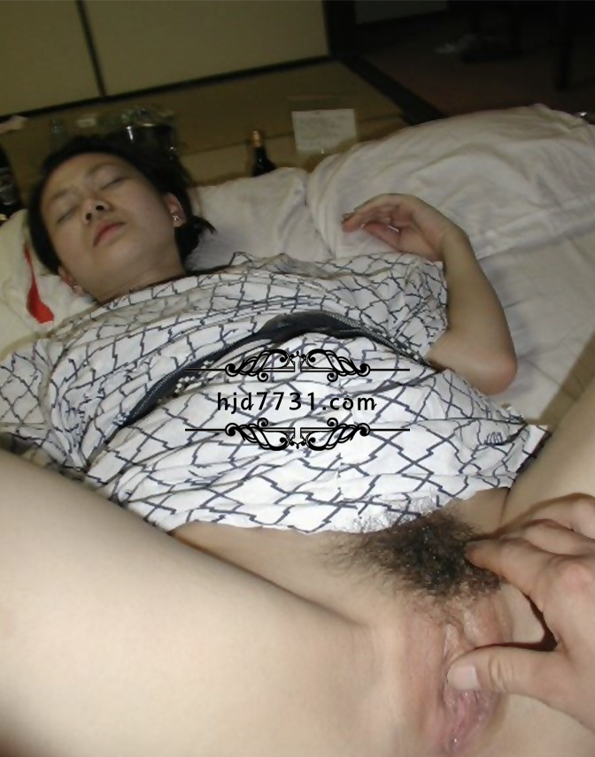 露臉反差的妹子