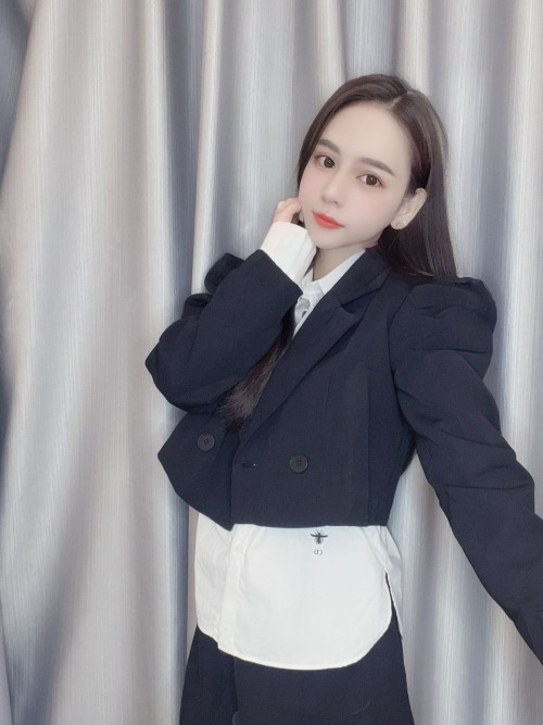 年輕的肉體總讓人癡迷