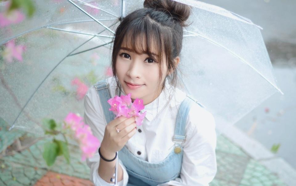 初夏雨后的清新時(shí)光寫(xiě)真