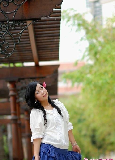 嶺南美女們盡展風情圖片