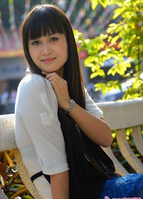 嶺南美女們盡展風情圖片