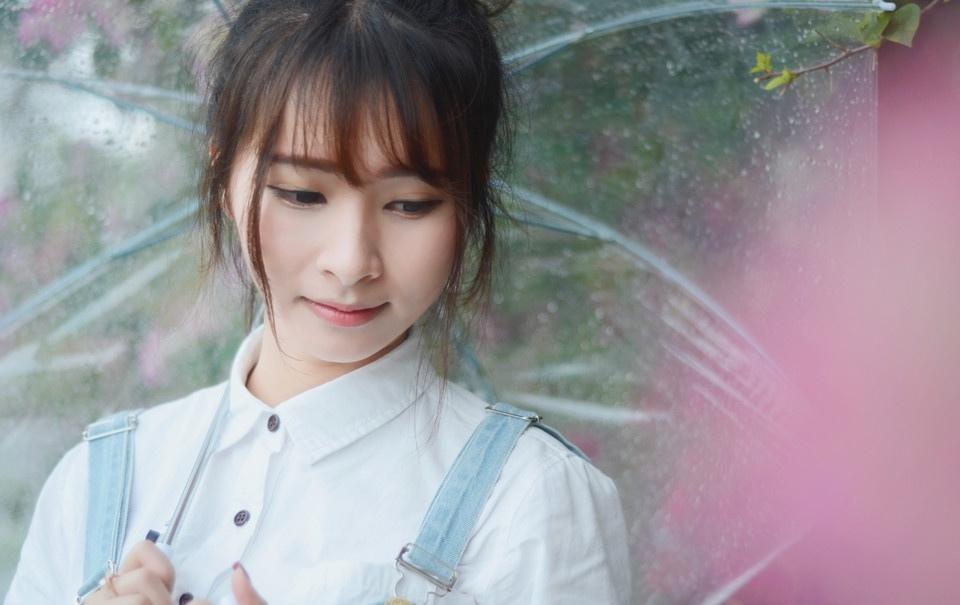 初夏雨后的清新時(shí)光寫(xiě)真