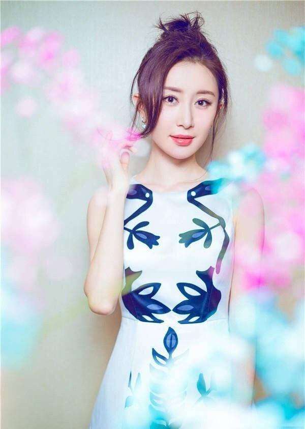 舒暢清新爛漫寫真氣質優雅