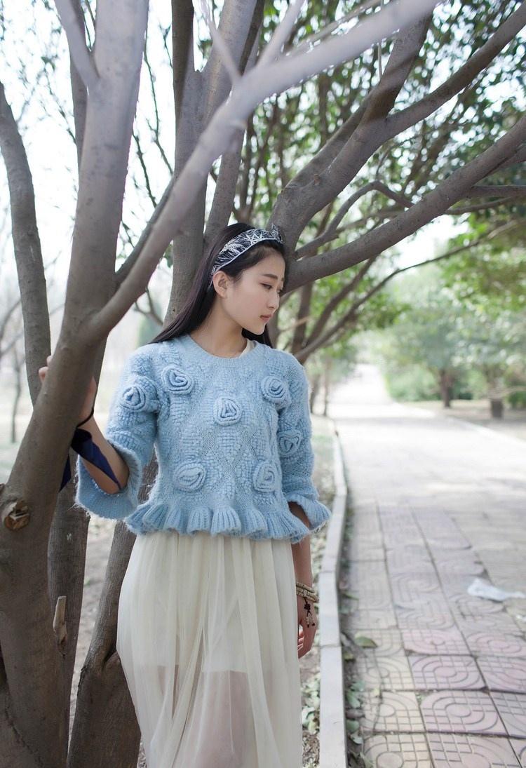 青春嬌美圓臉不良美少女老師