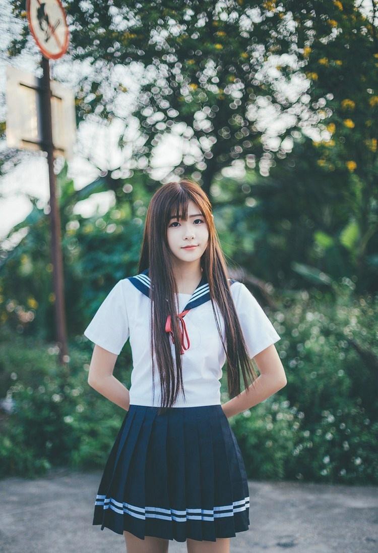 嬌艷驚人校園美女